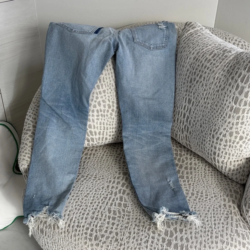 distressed rendition